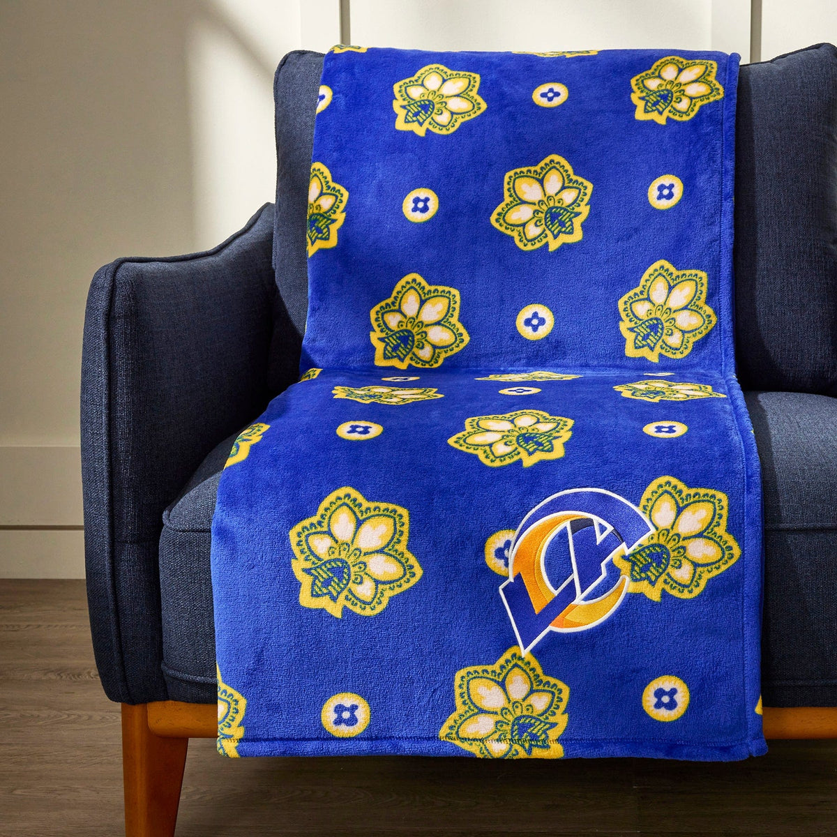 NFL Oversized Throw Blanket in Los Angeles Rams Bandana