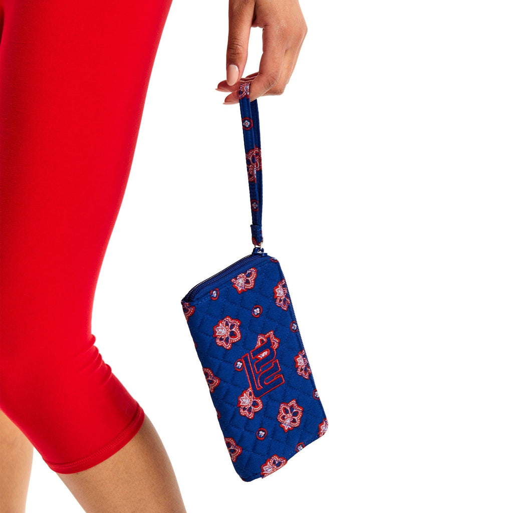 NFL RFID Front Zip Wristlet in New York Giants Bandana