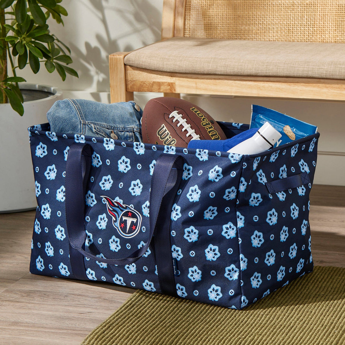 NFL Large Car Tote in Tennessee Titans Bandana