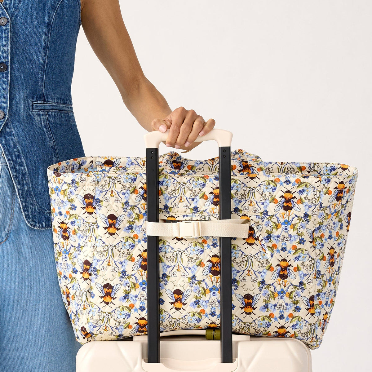 Knollton Tote Bag in North Star Sky