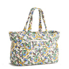 Knollton Travel Tote in Gardenia Garden