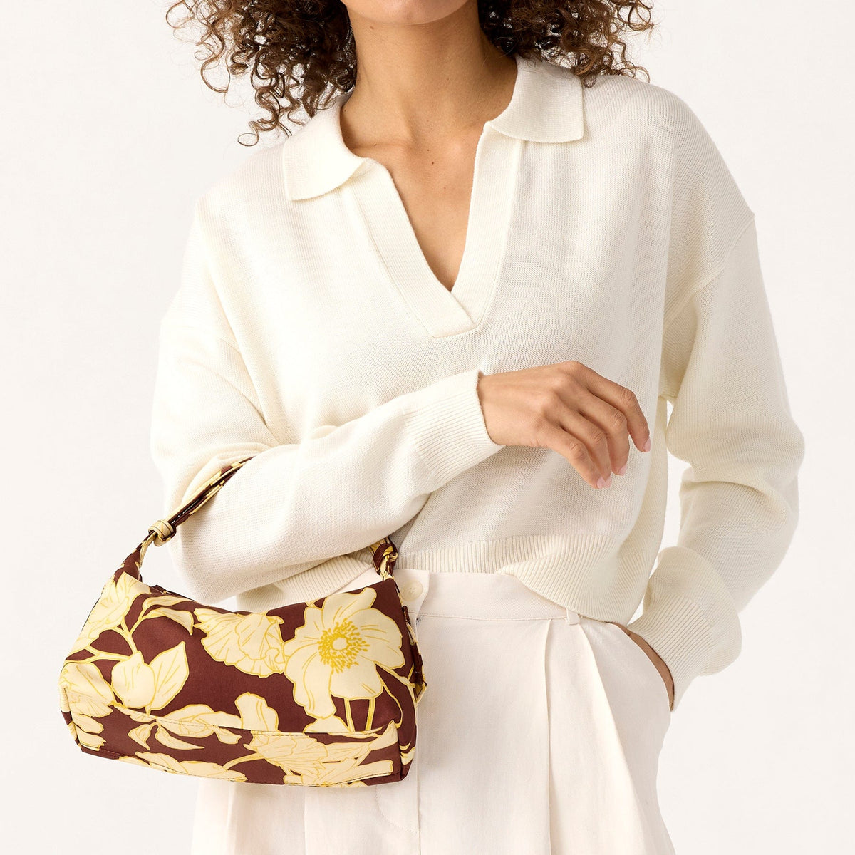 Roxbury Crescent Shoulder Bag in Scattered Anemones