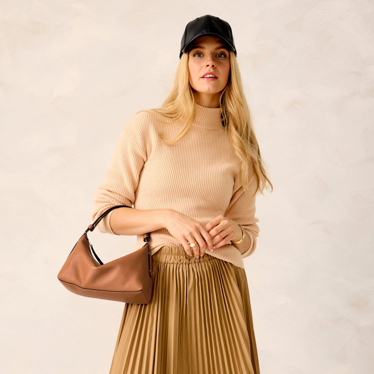 Leather Roxbury Crescent Shoulder Bag in Roasted Pecan