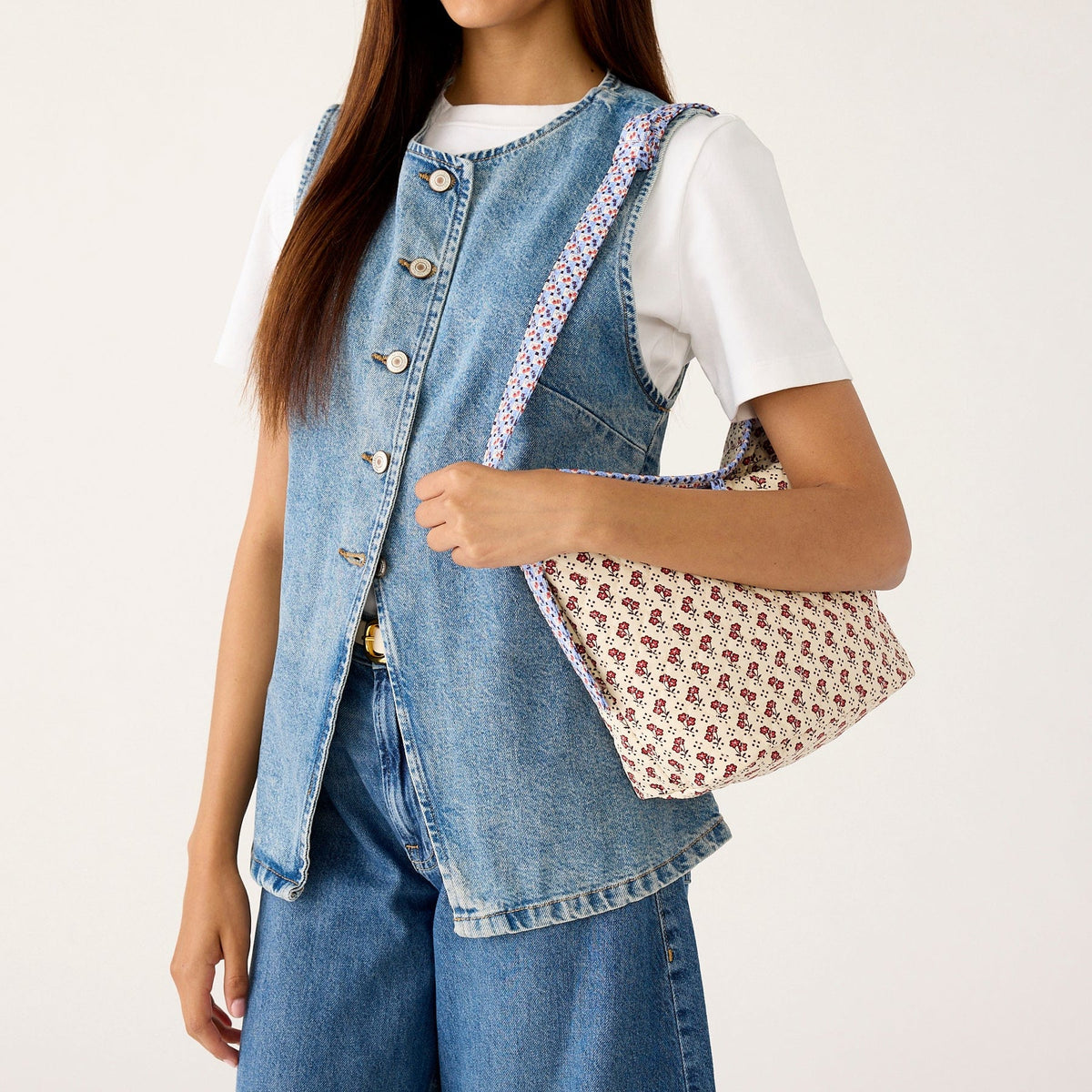 Astoria Shoulder Bag in Rachel Ditsy