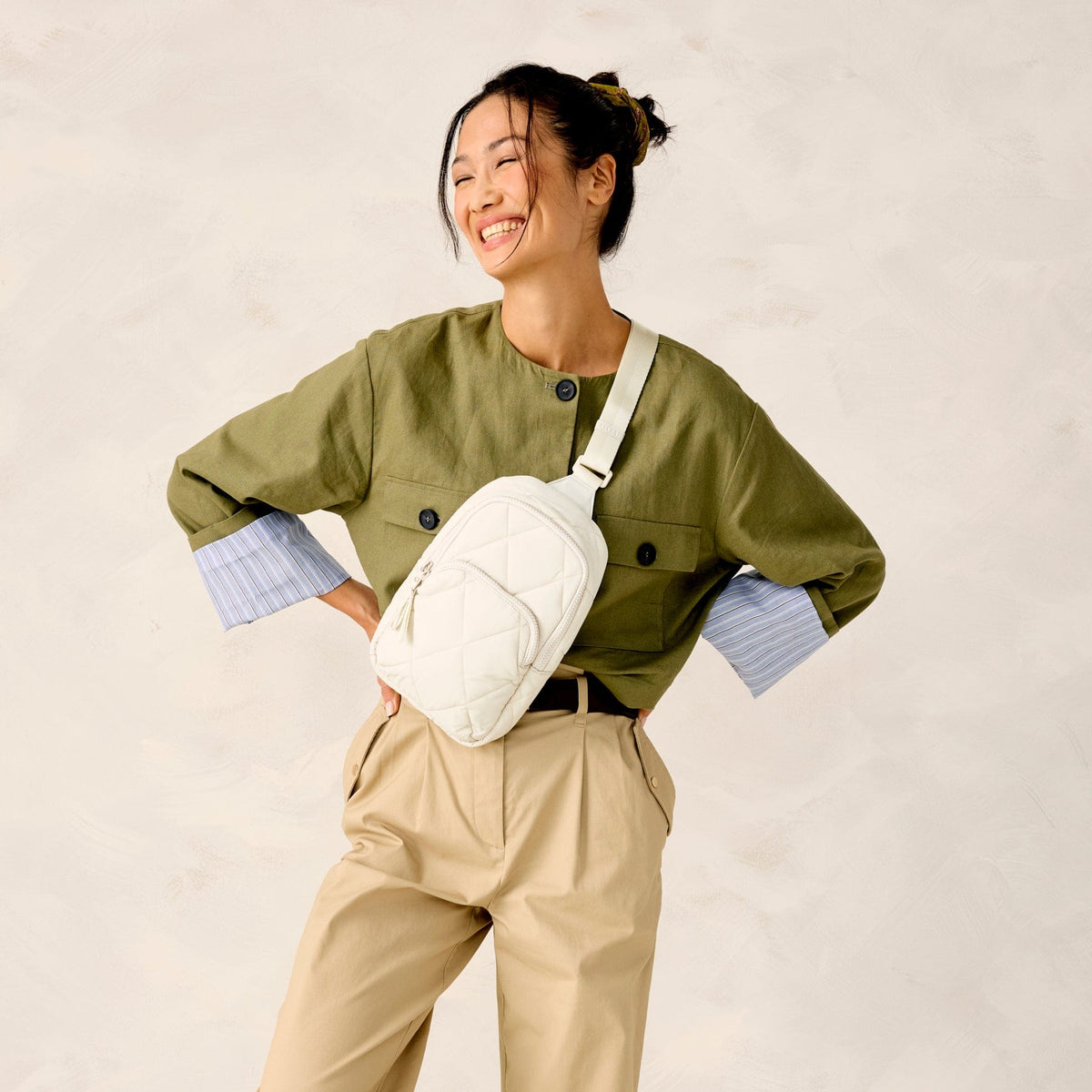 Featherweight Lorman Sling Backpack in Pumice Stone