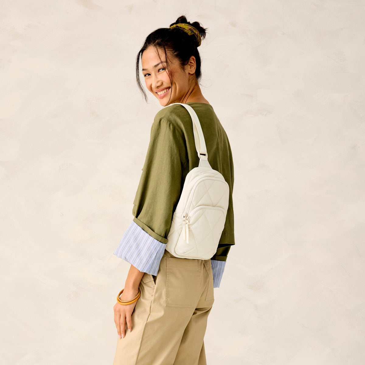 Featherweight Lorman Sling Backpack in Pumice Stone