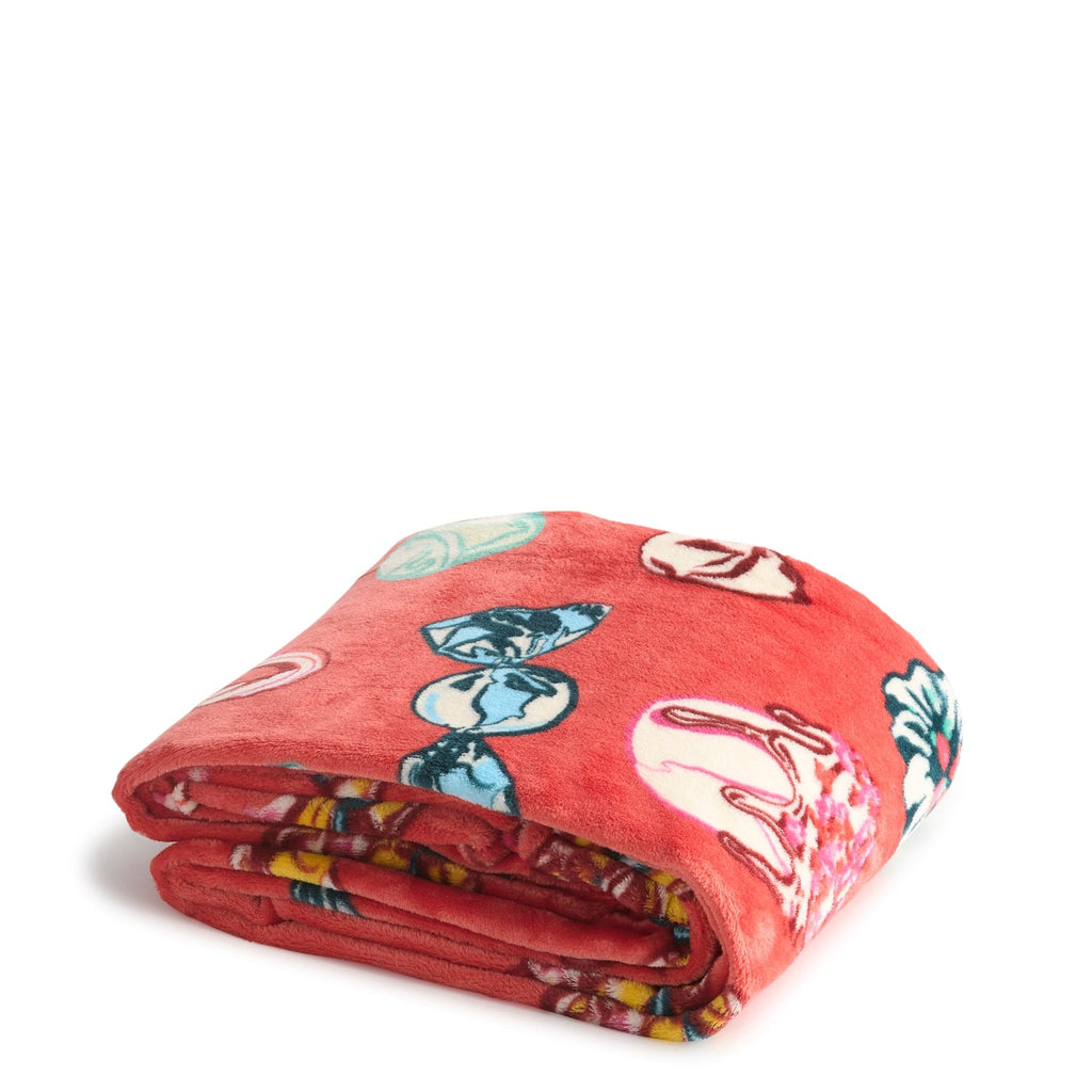 Plush Throw Blanket in Somethin' Sweet