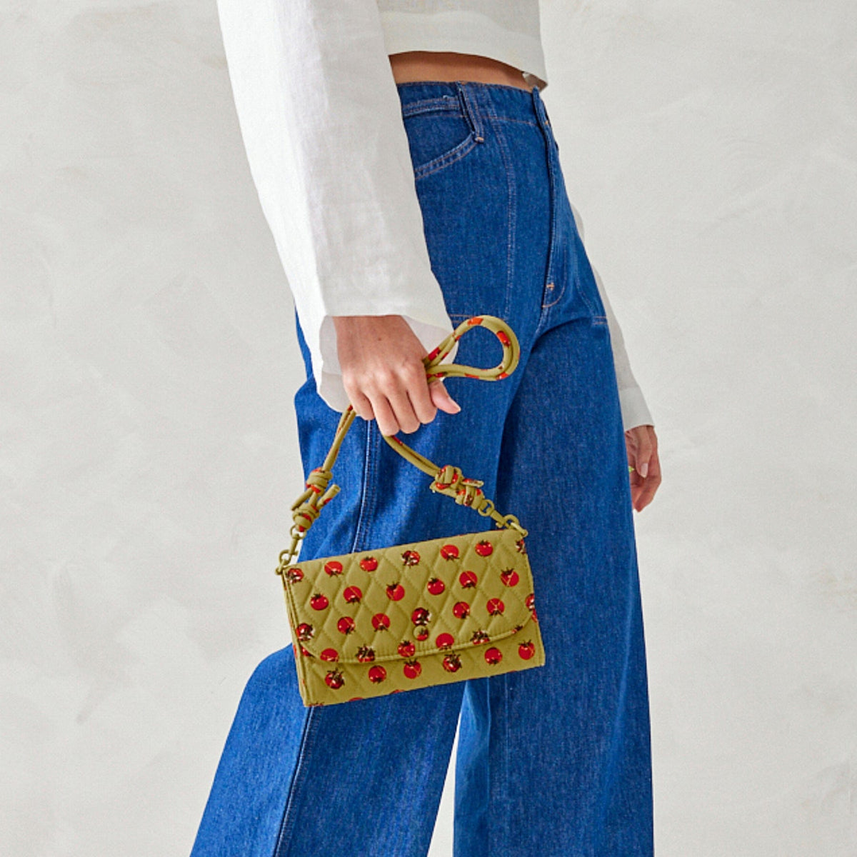 Wildwood Wallet Crossbody Bag in Tiny Tomatoes Palm