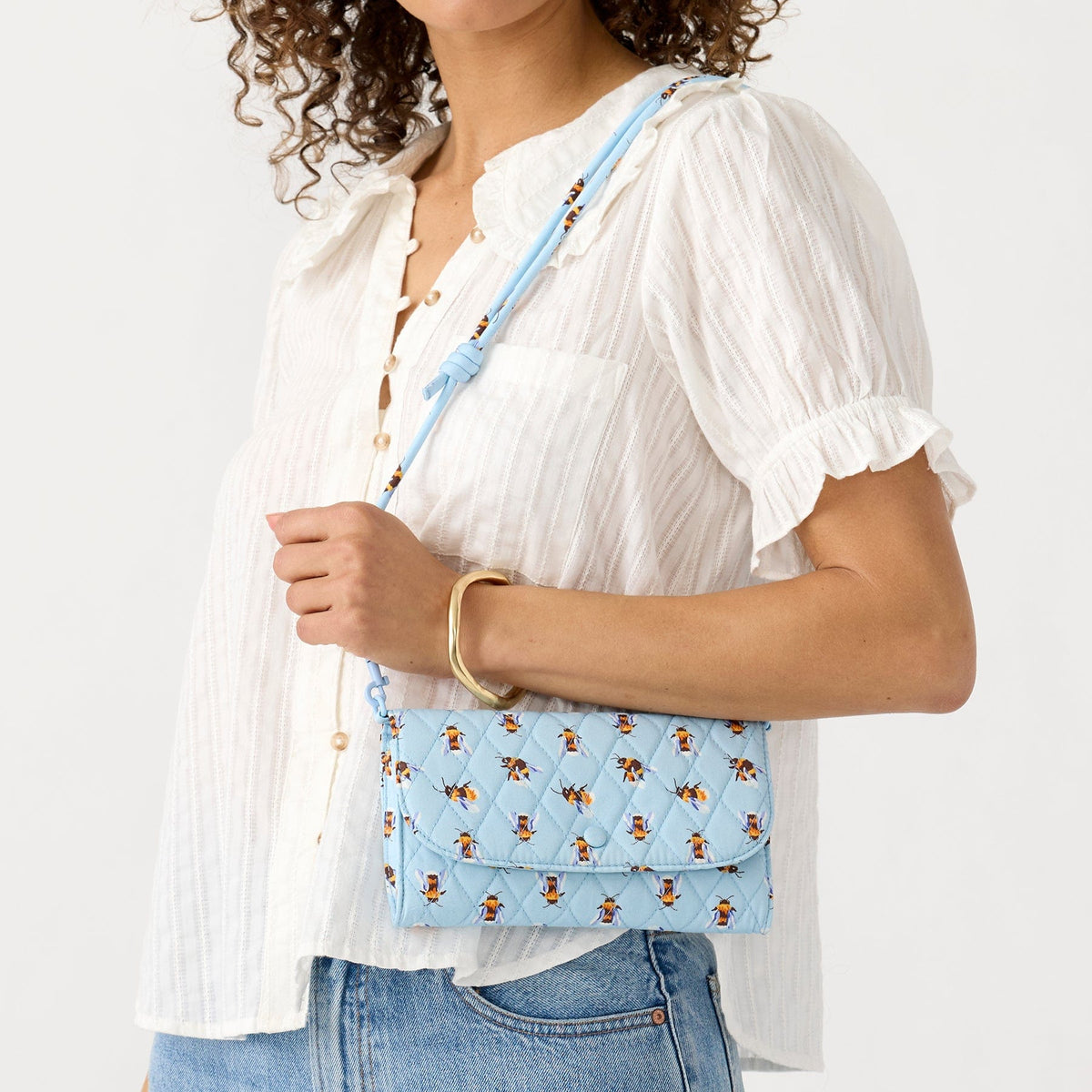 Wildwood Wallet Crossbody in Bee's Knees