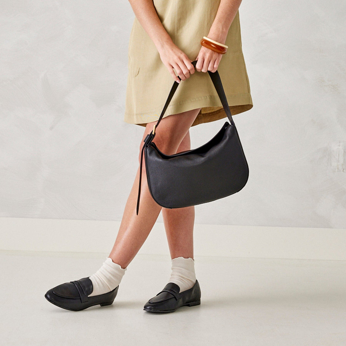 Tifton Shoulder Bag Purse in Moonless Night
