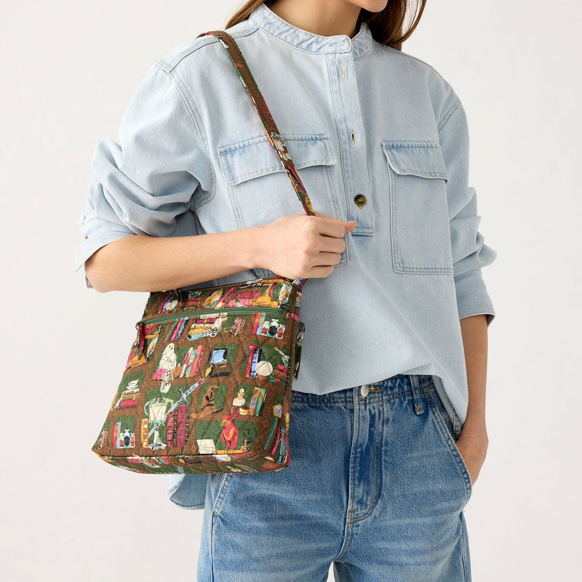 Harry Potter Original Zip Hipster Crossbody in Hogwarts Library