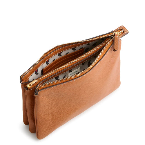 Accordion Pouch in Roasted Pecan