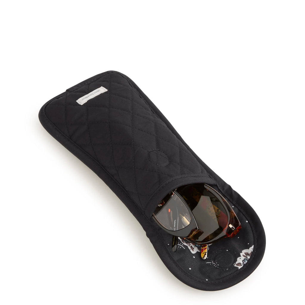 Double Eye Case in Moonless Night